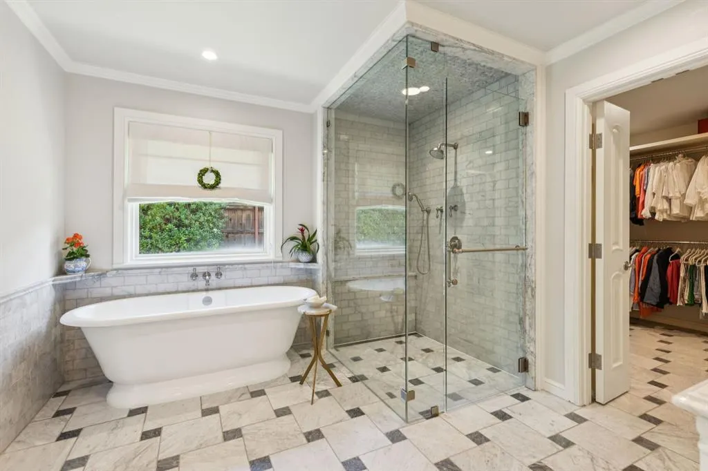 5629 Yolanda Circle