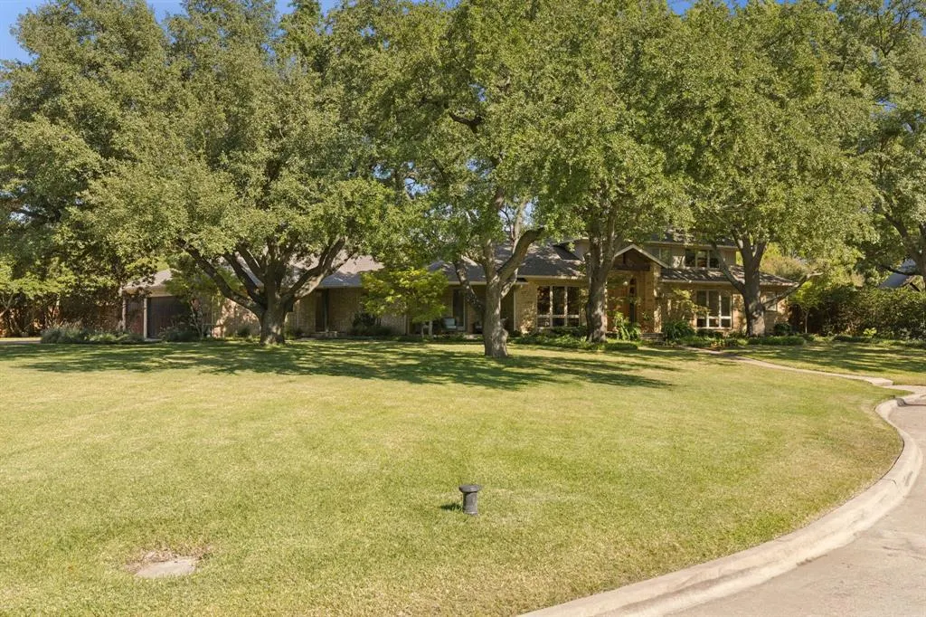5629 Yolanda Circle