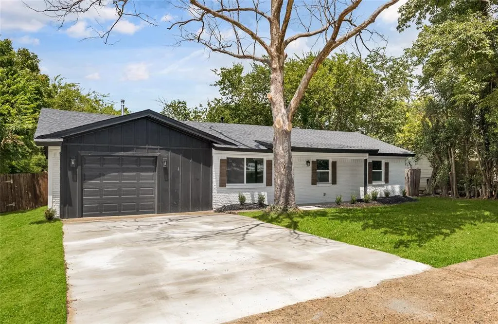 13321 Blossomheath Lane