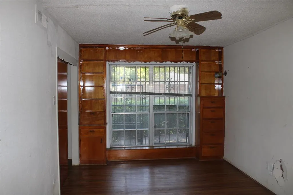 706 W Five Mile Parkway