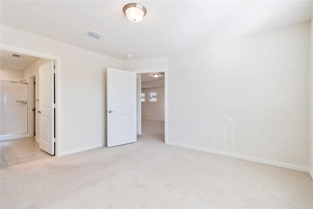 7672 Monument Drive