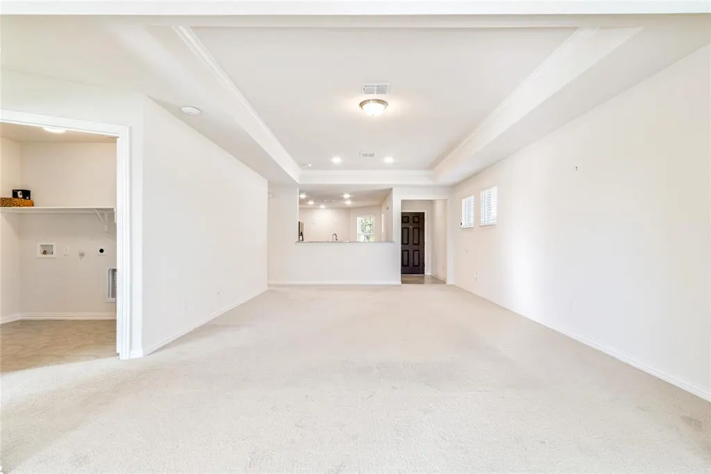 7672 Monument Drive