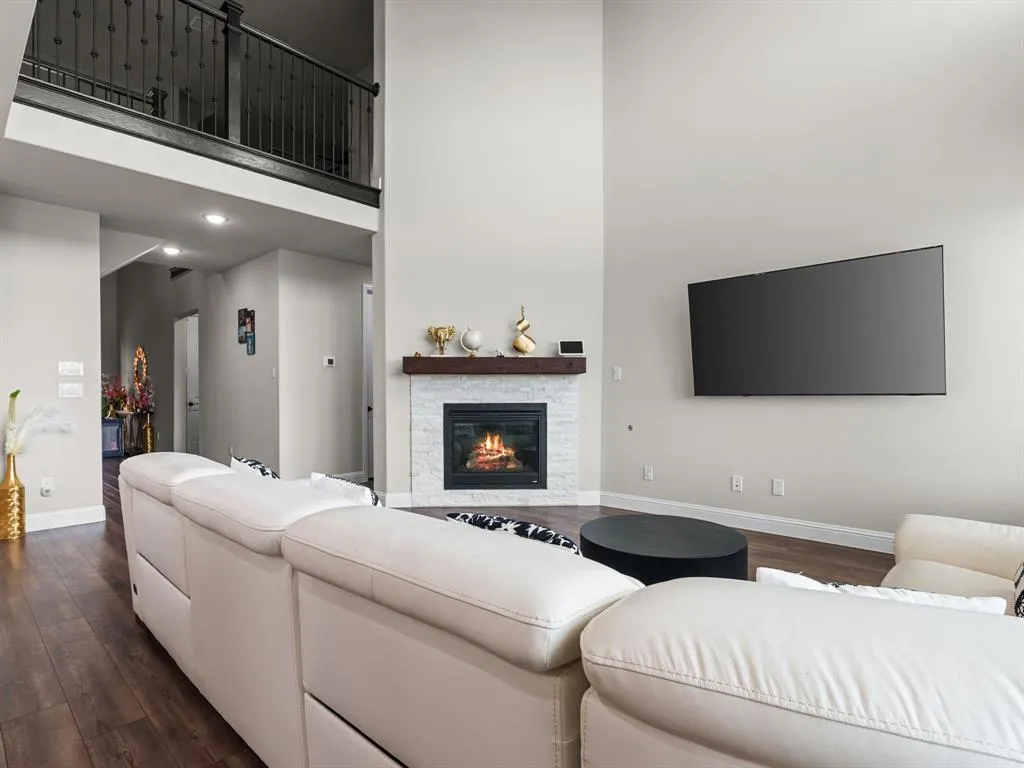 2333 Willow Garden Drive