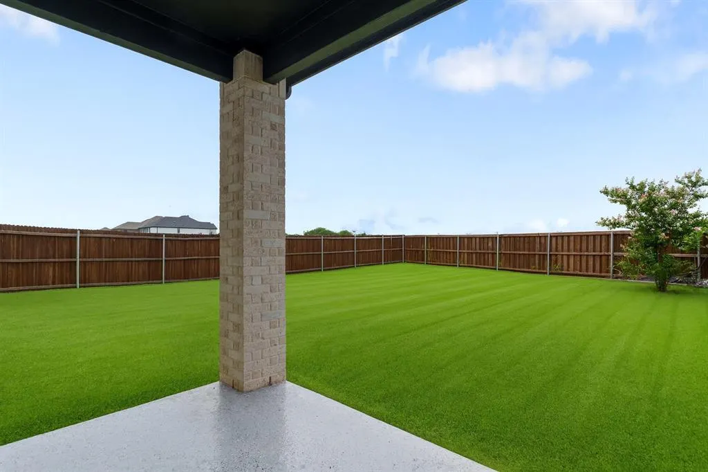 2333 Willow Garden Drive