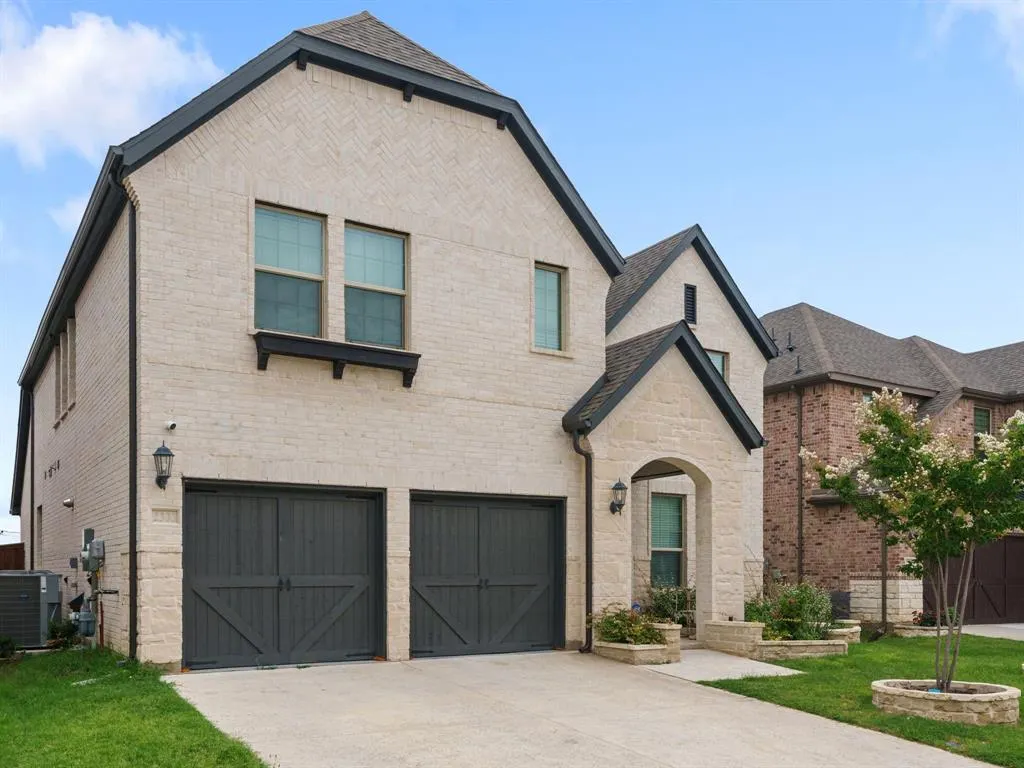 2333 Willow Garden Drive