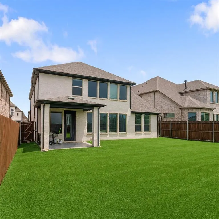 2333 Willow Garden Drive