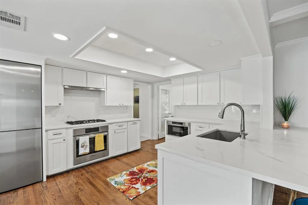 3806 Shady Hill Drive