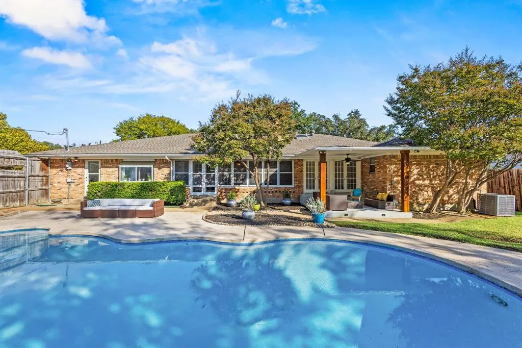 3806 Shady Hill Drive