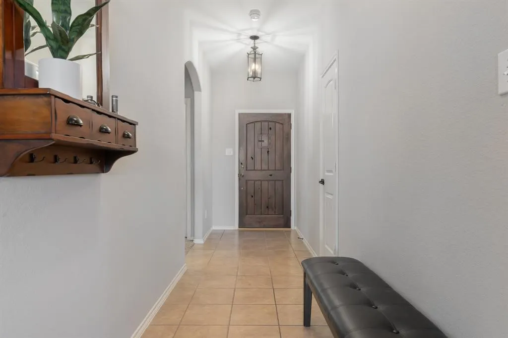 5510 Crestwood Drive