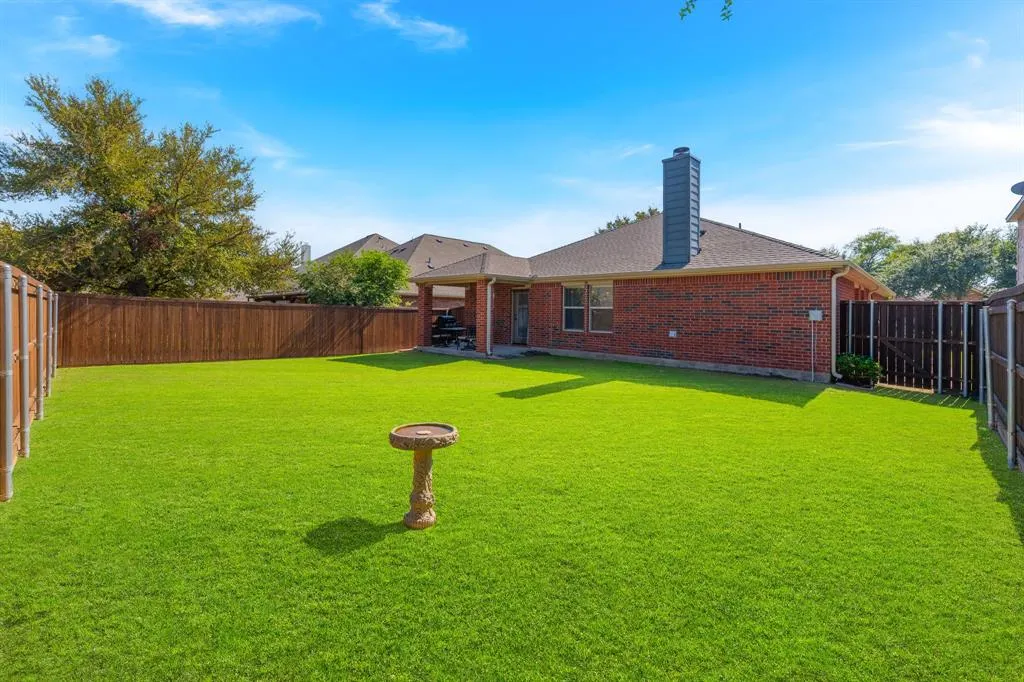 5510 Crestwood Drive