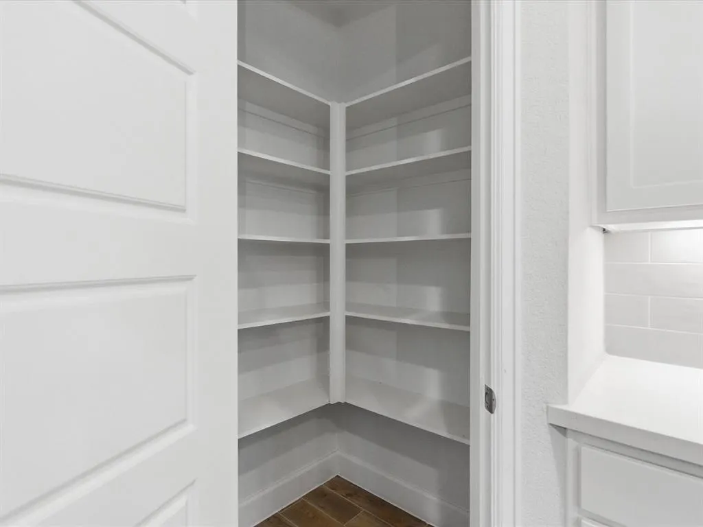 2920 Saltwood Court