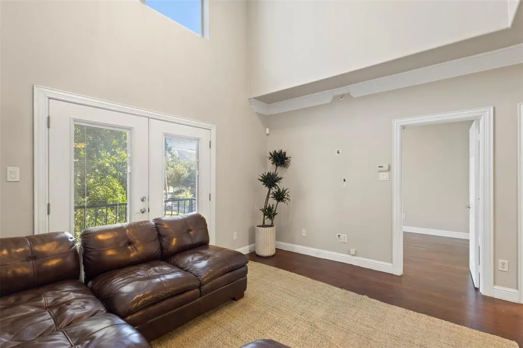 5617 Bryan Parkway, #2