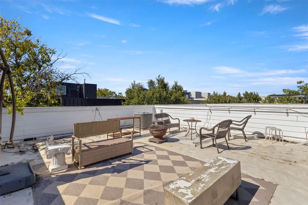 5617 Bryan Parkway, #2