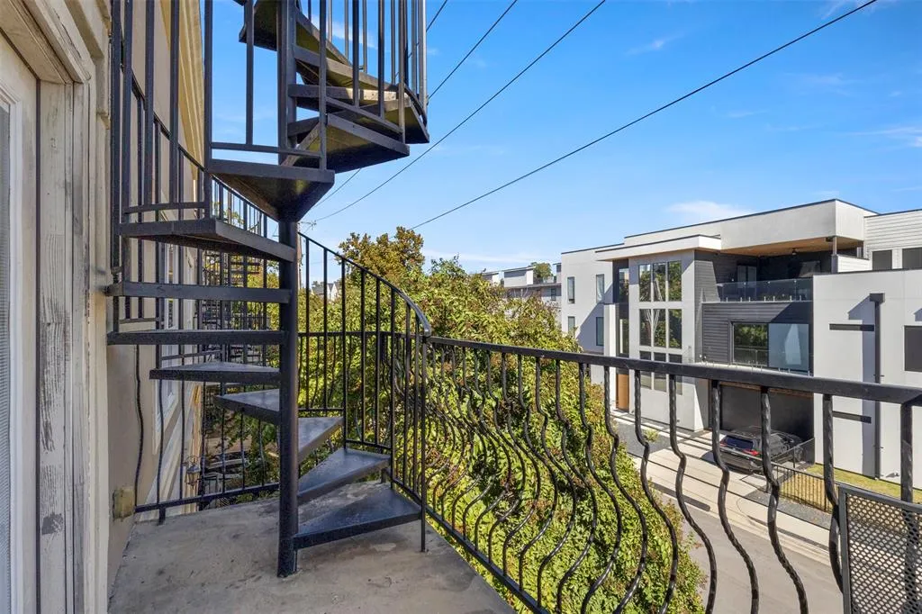 5617 Bryan Parkway, #2