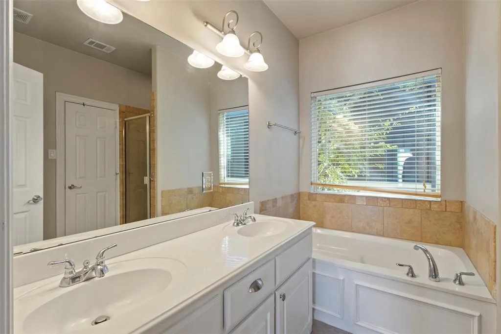 5617 Bryan Parkway, #2