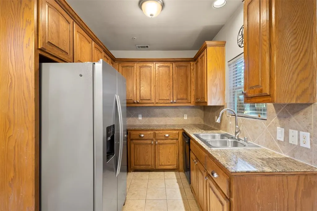 5617 Bryan Parkway, #2