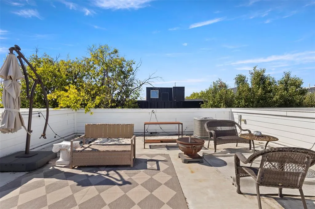 5617 Bryan Parkway, #2
