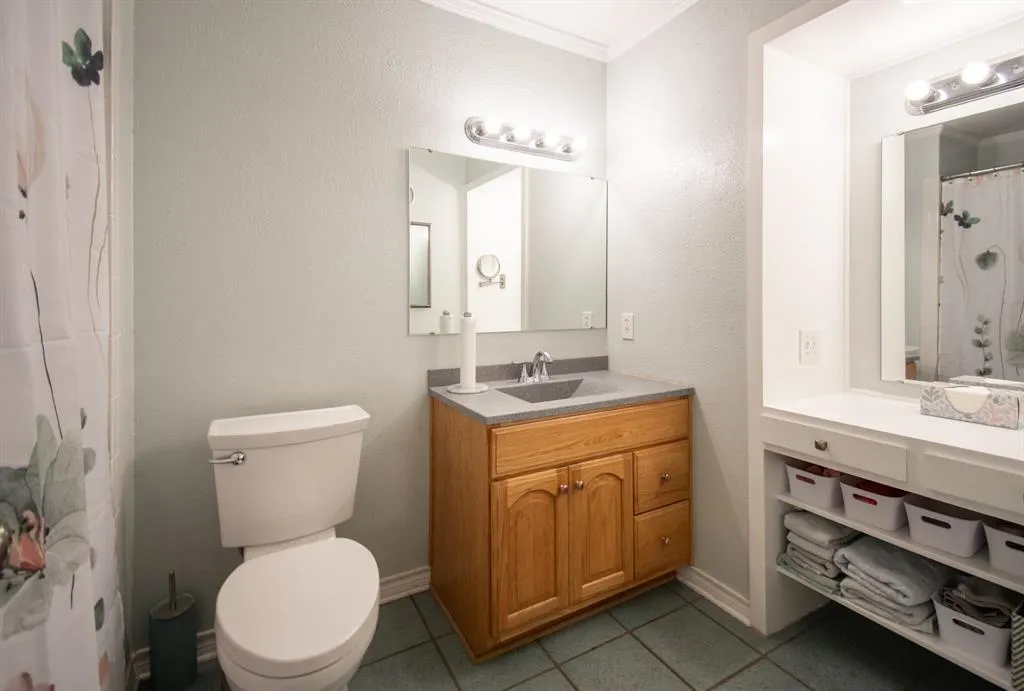 411 Canyon Ridge Drive