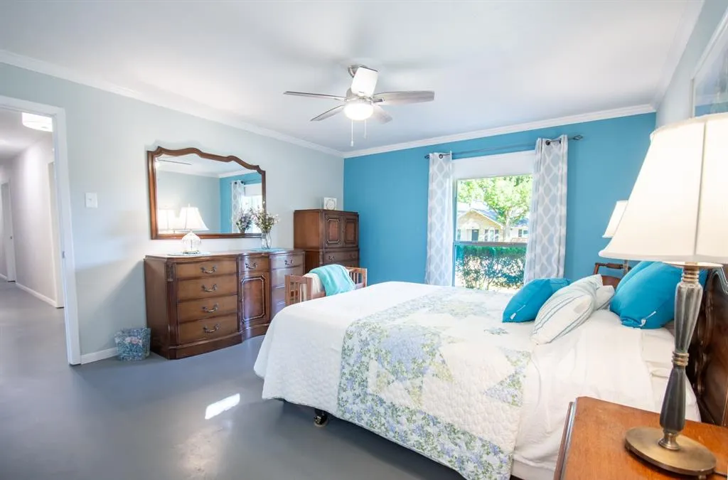 411 Canyon Ridge Drive