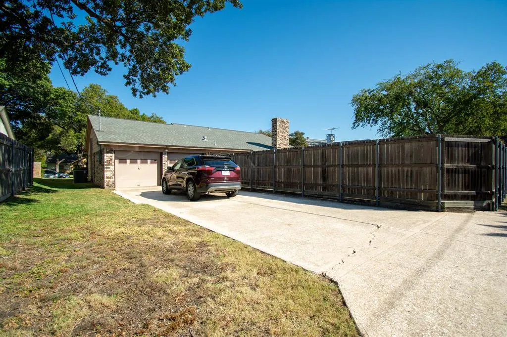 411 Canyon Ridge Drive