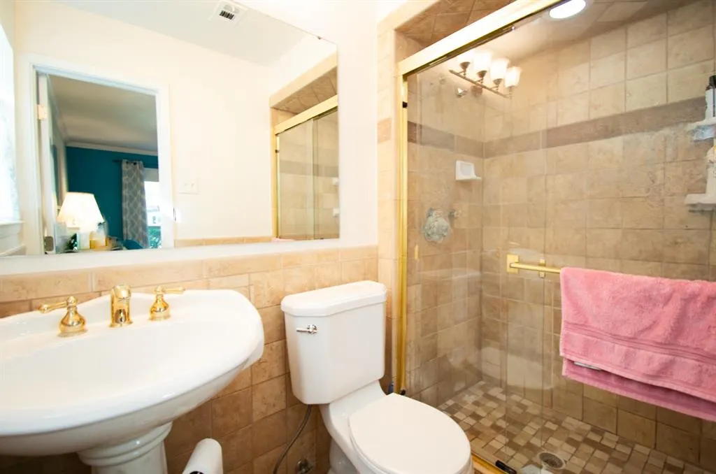 411 Canyon Ridge Drive