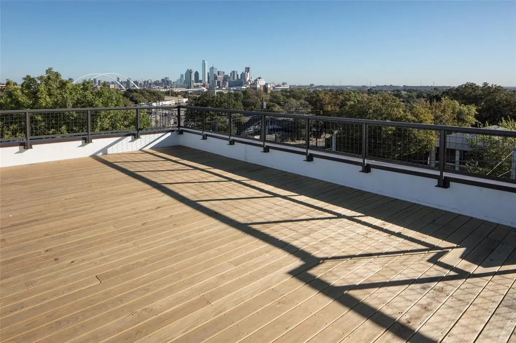 901 N Zang Boulevard, #205