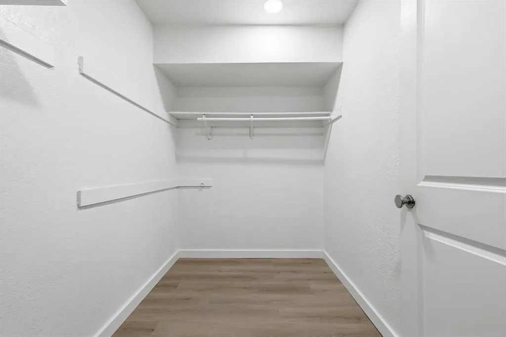 5940 Hunters View Lane