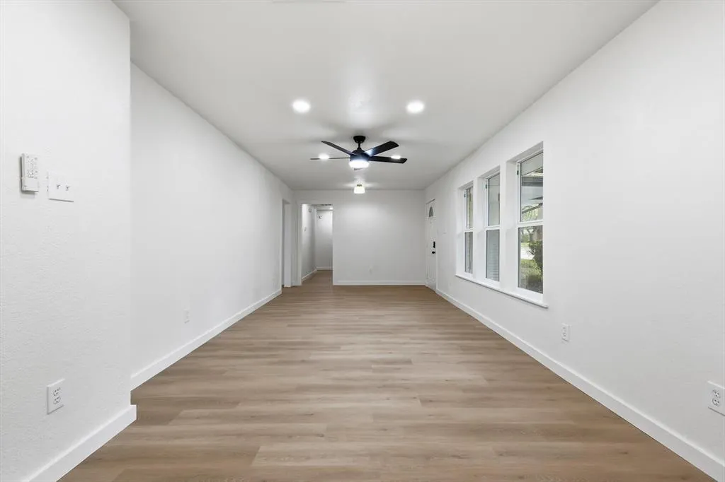 5940 Hunters View Lane