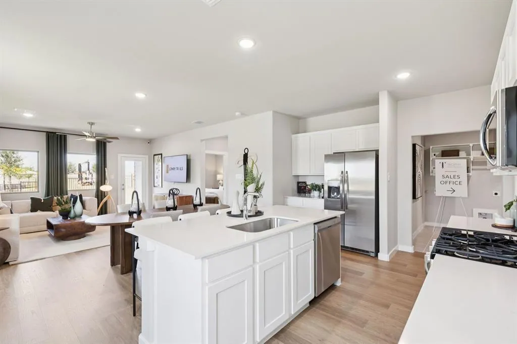 1000 Knox River Drive