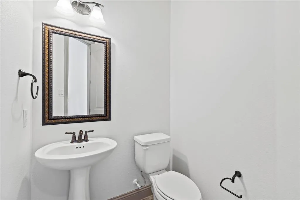 5600 Somerville Drive