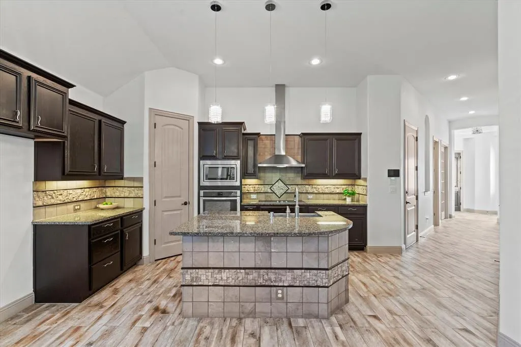 5600 Somerville Drive