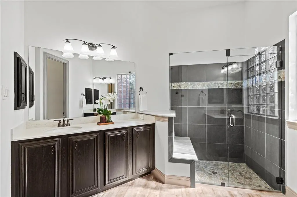 5600 Somerville Drive