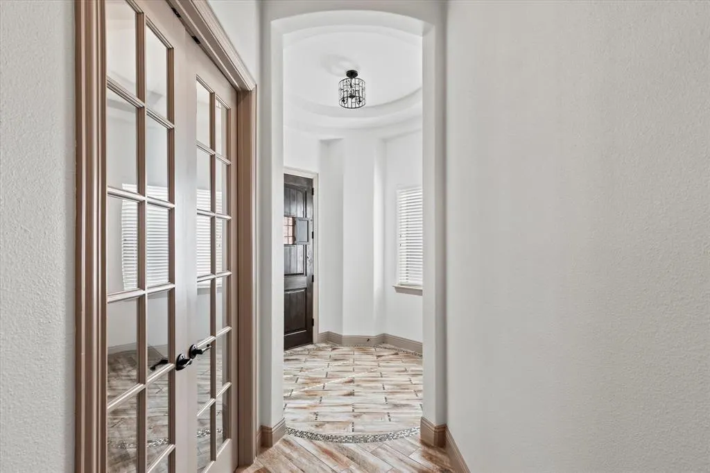 5600 Somerville Drive