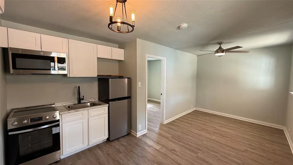 620 S Winnetka Avenue, #2