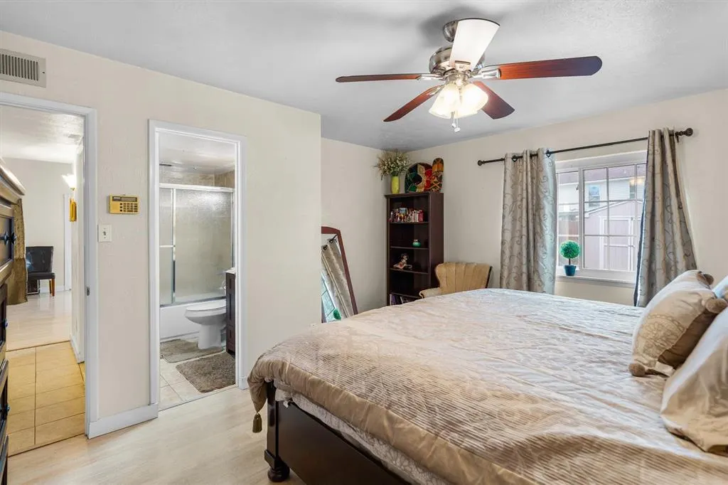 1200 Cherrywood Court