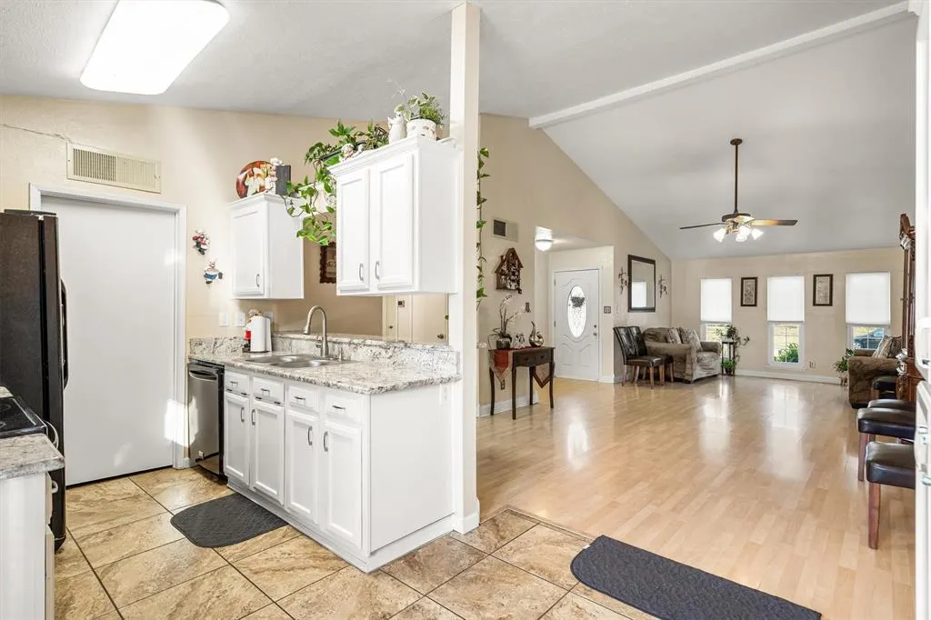 1200 Cherrywood Court