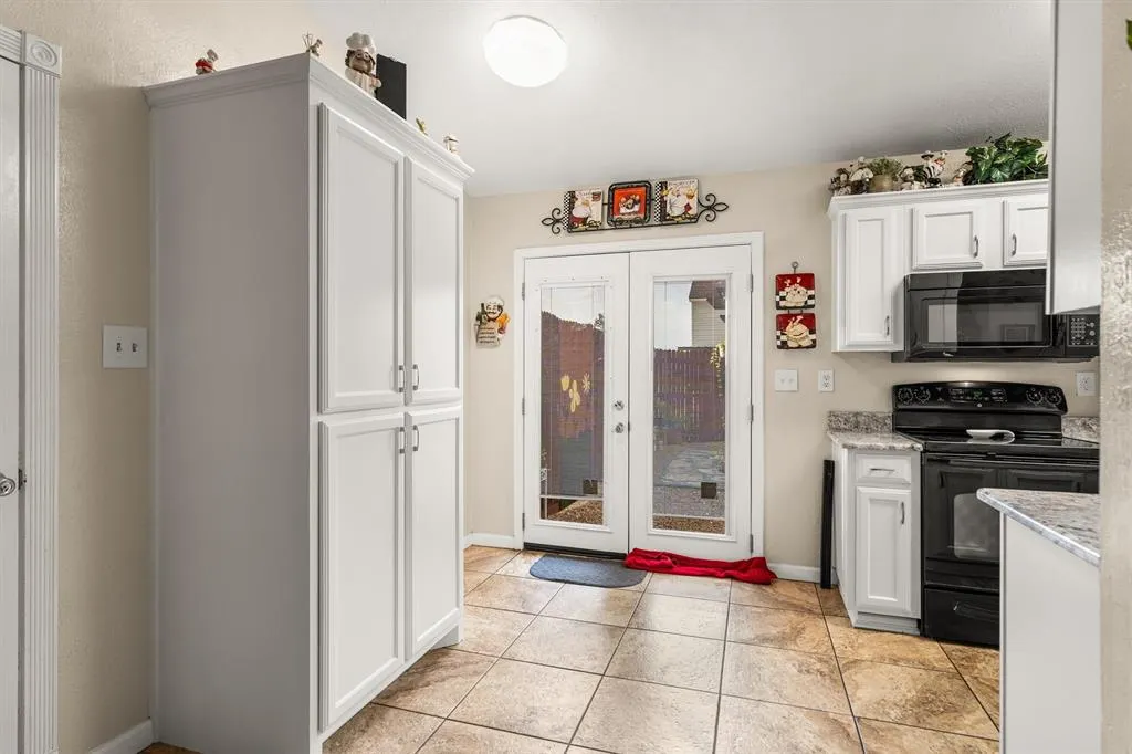 1200 Cherrywood Court