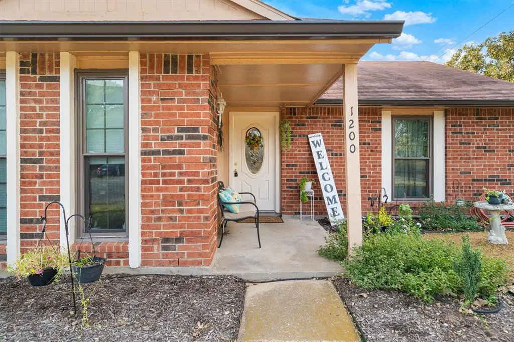 1200 Cherrywood Court