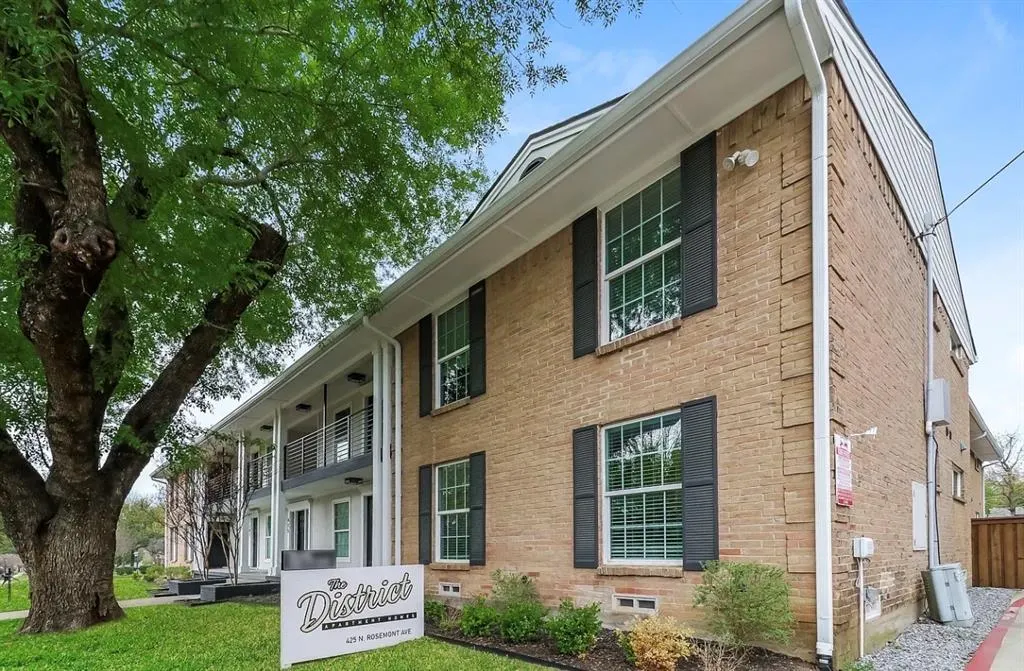 425 N Rosemont Avenue, #214