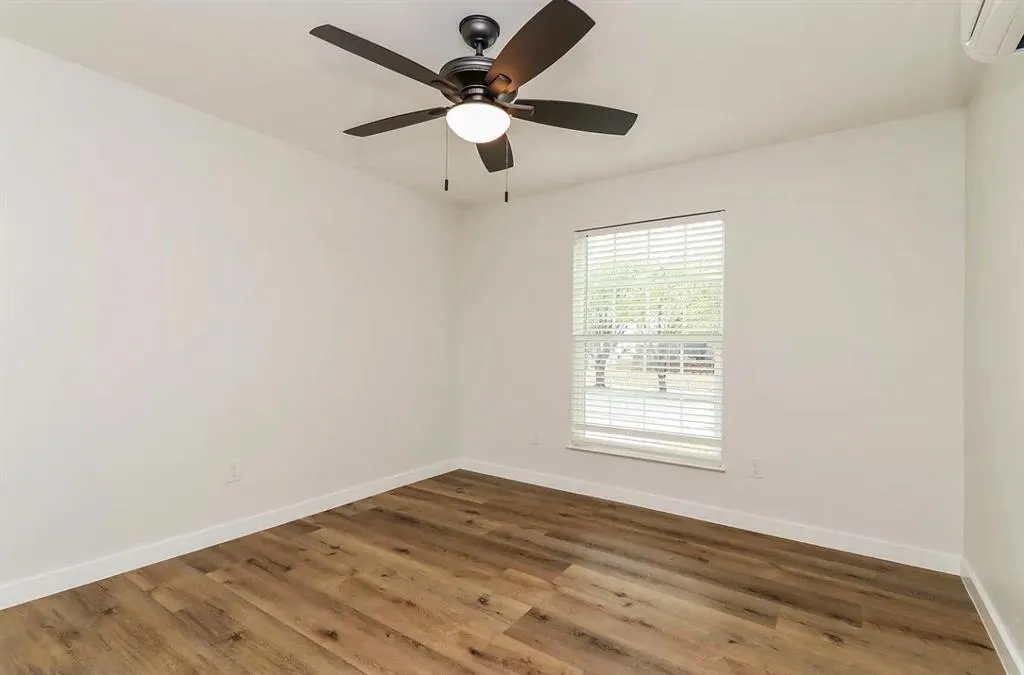 425 N Rosemont Avenue, #214