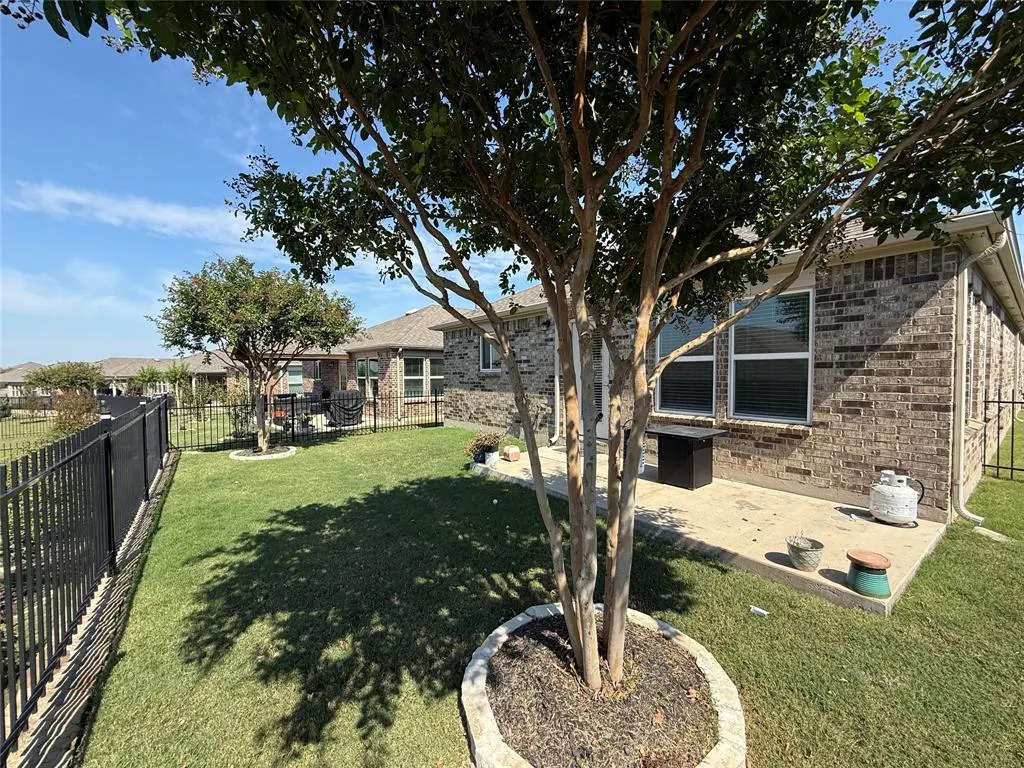 7640 Parade Drive