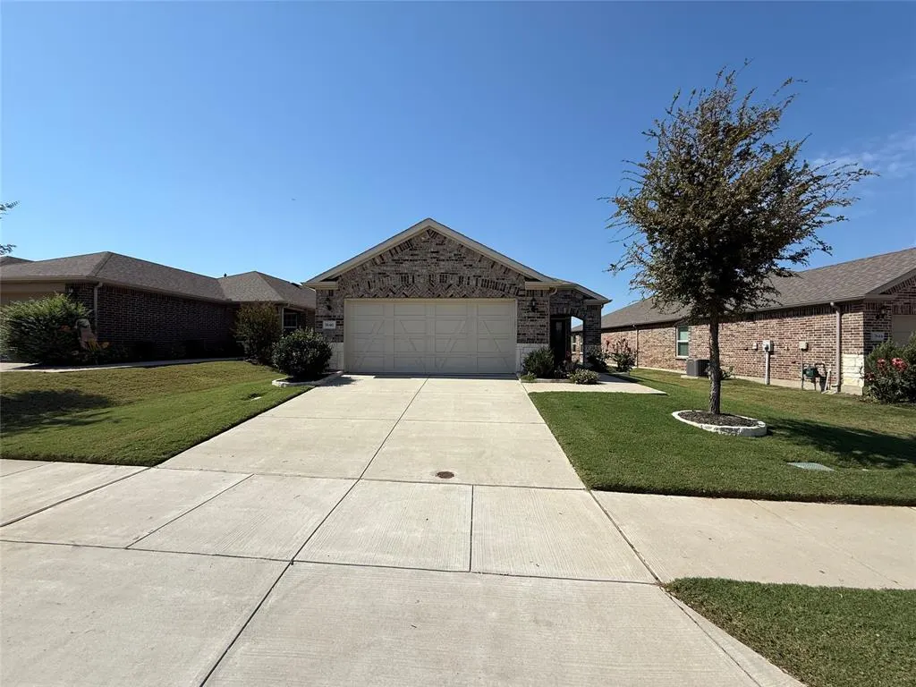 7640 Parade Drive