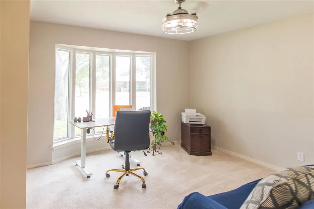 2725 Regal Road