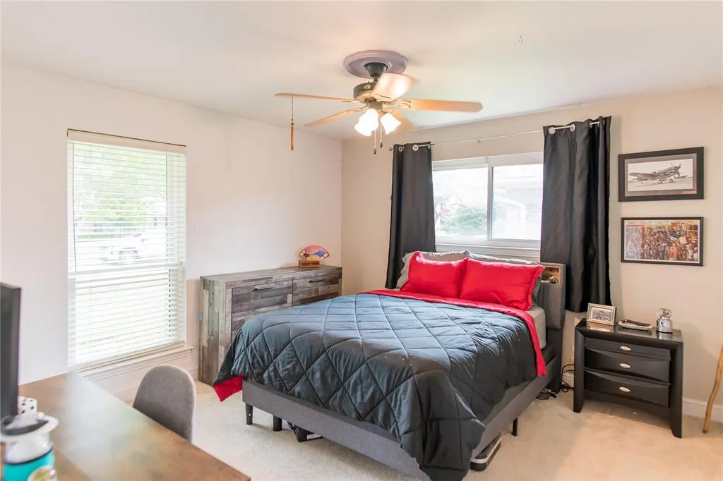 2725 Regal Road