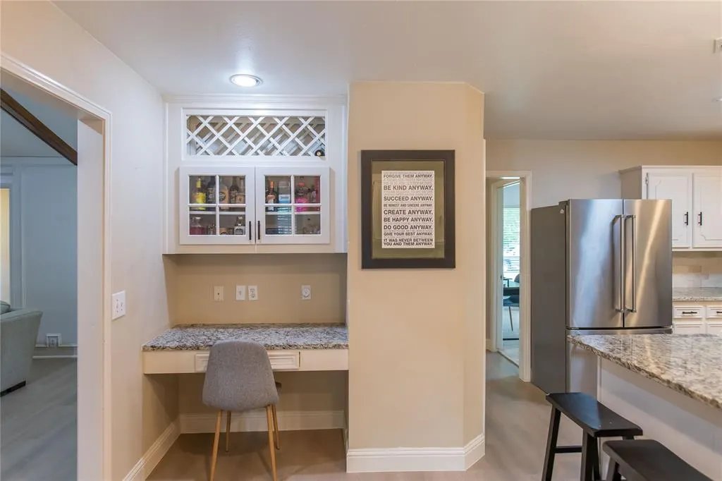 2725 Regal Road