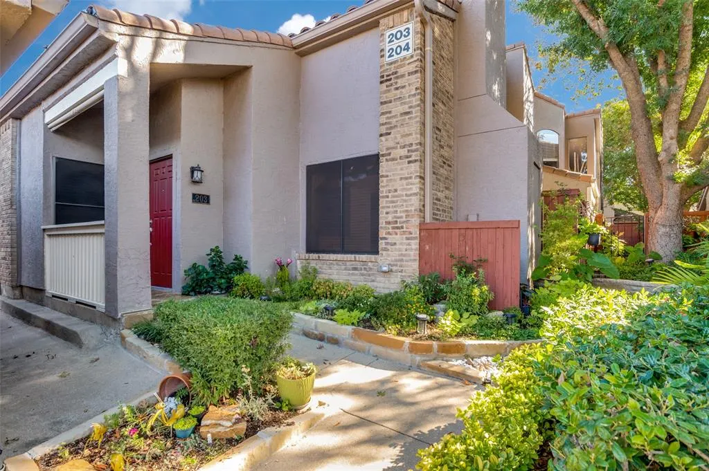 4242 N Capistrano Drive, #203