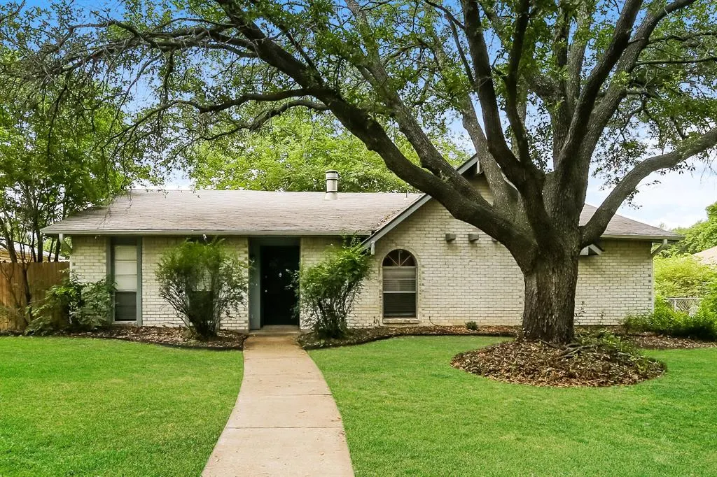 1412 Natchez Drive