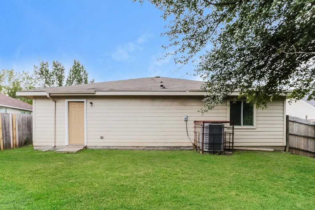 1435 Sax Leigh Drive
