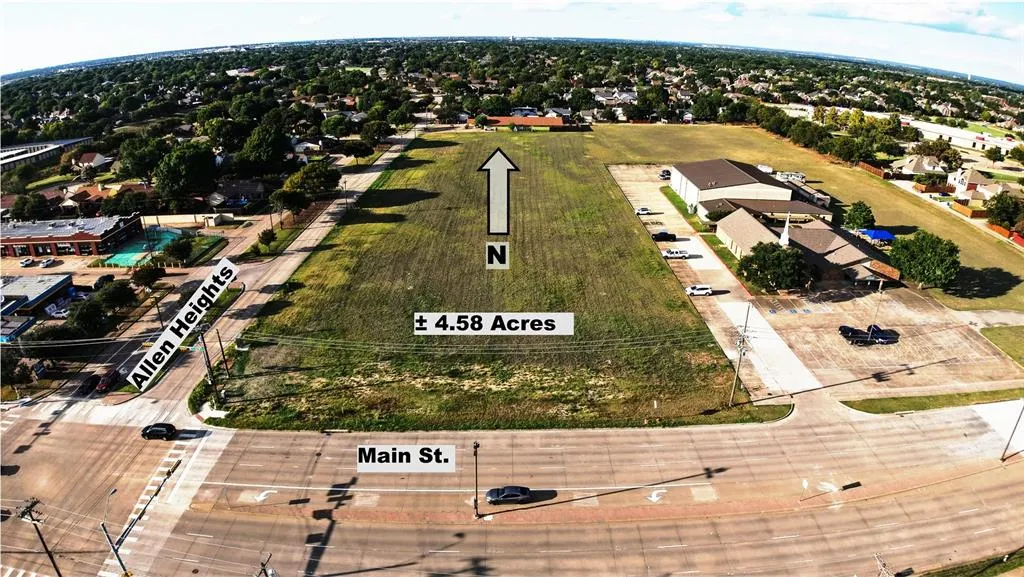 1305 E Main Street