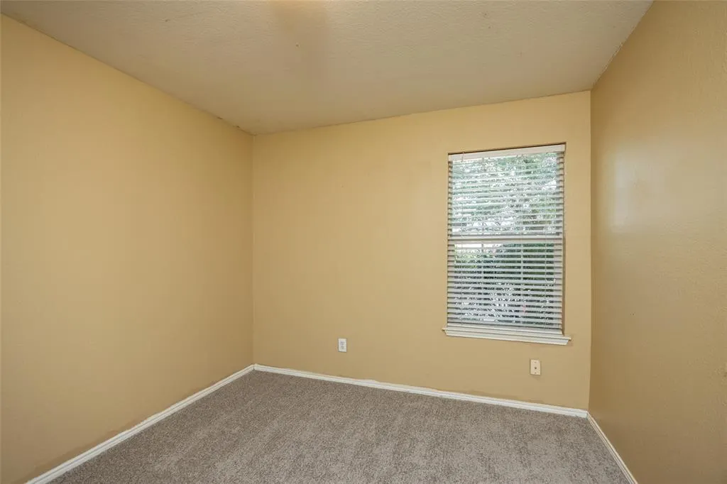 112 Bushel Lane